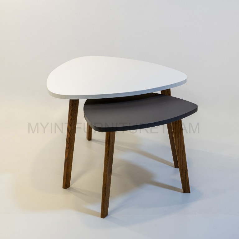 Triangular Nesting table